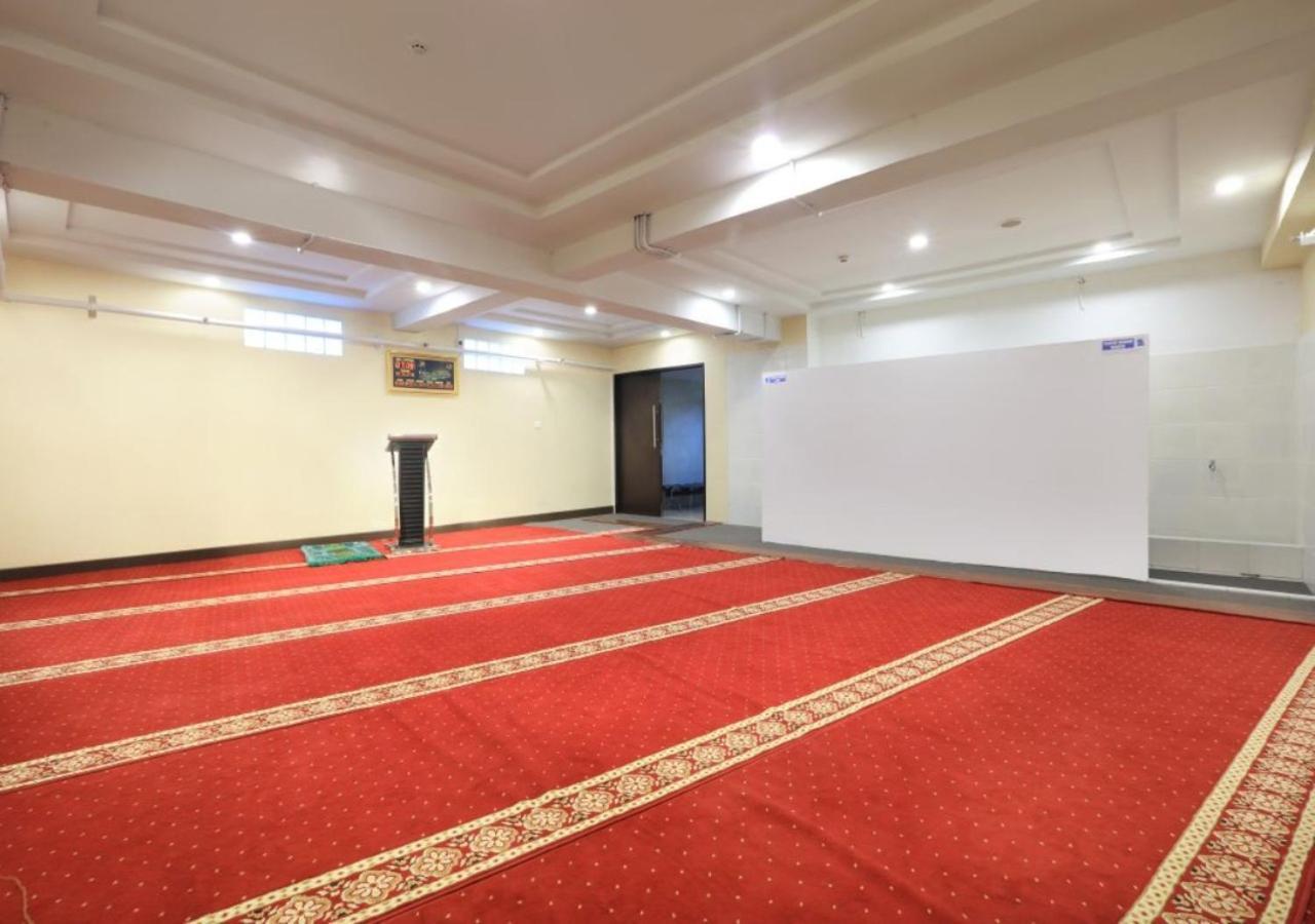 Aston Kartika Grogol Hotel & Conference Center Yakarta Exterior foto